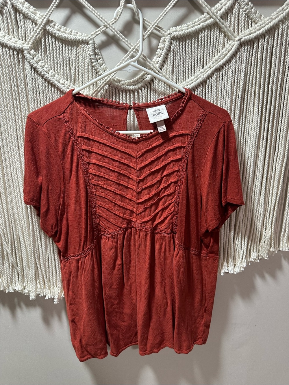 Knox Rose Burnt Orange Short-Sleeve Pintuck Front Top